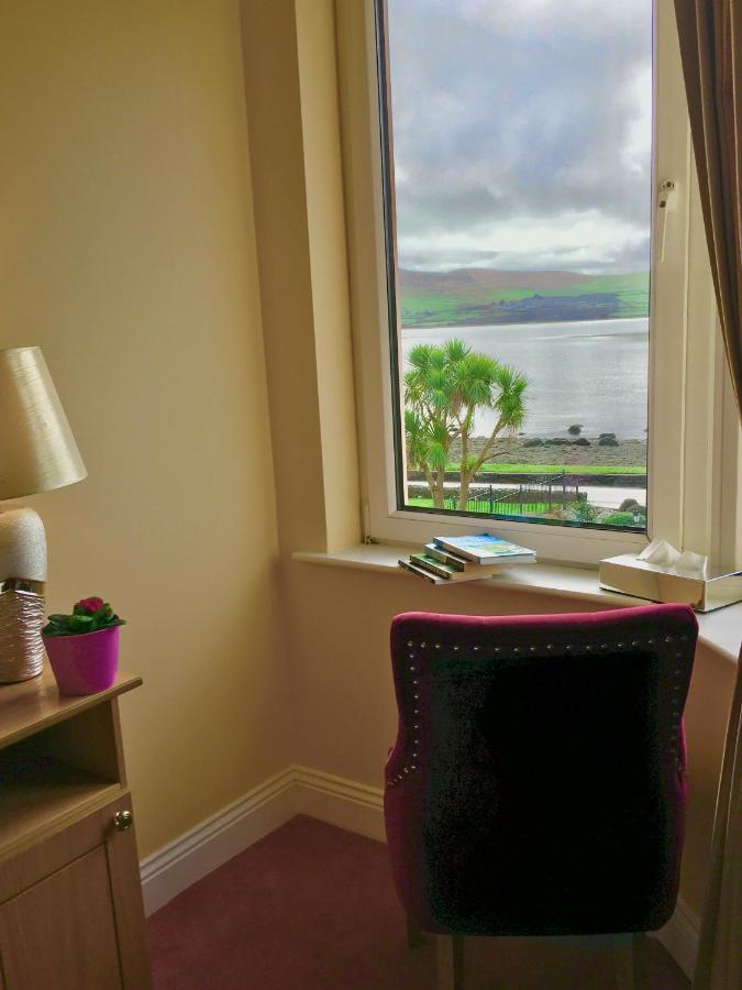 Coastline House Bed & Breakfast ดิงเกิล ภายนอก รูปภาพ